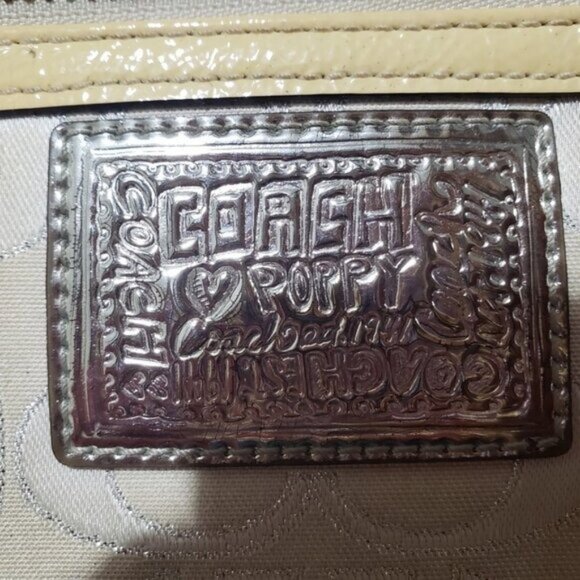 COACH POPPY Limited Edition Gold Wristlet Wallet Clutch Mini Bag purse tote - Picture 2 of 6